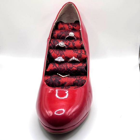 Upcycled High Heel Ring Holder - Picture 6 of 9